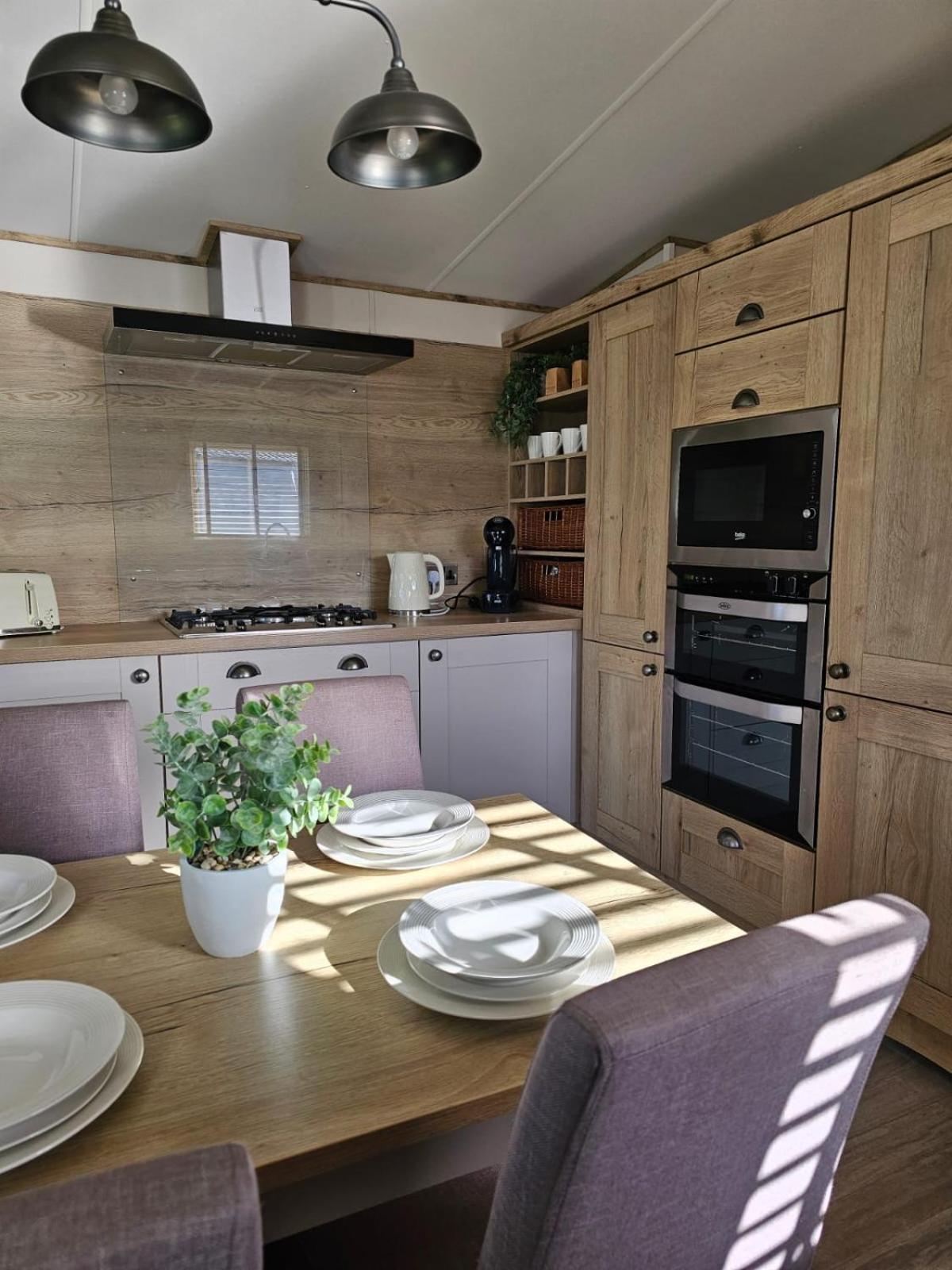 Premium 2 Bedroom Caravan With Free Wifi Hunstanton Exterior photo