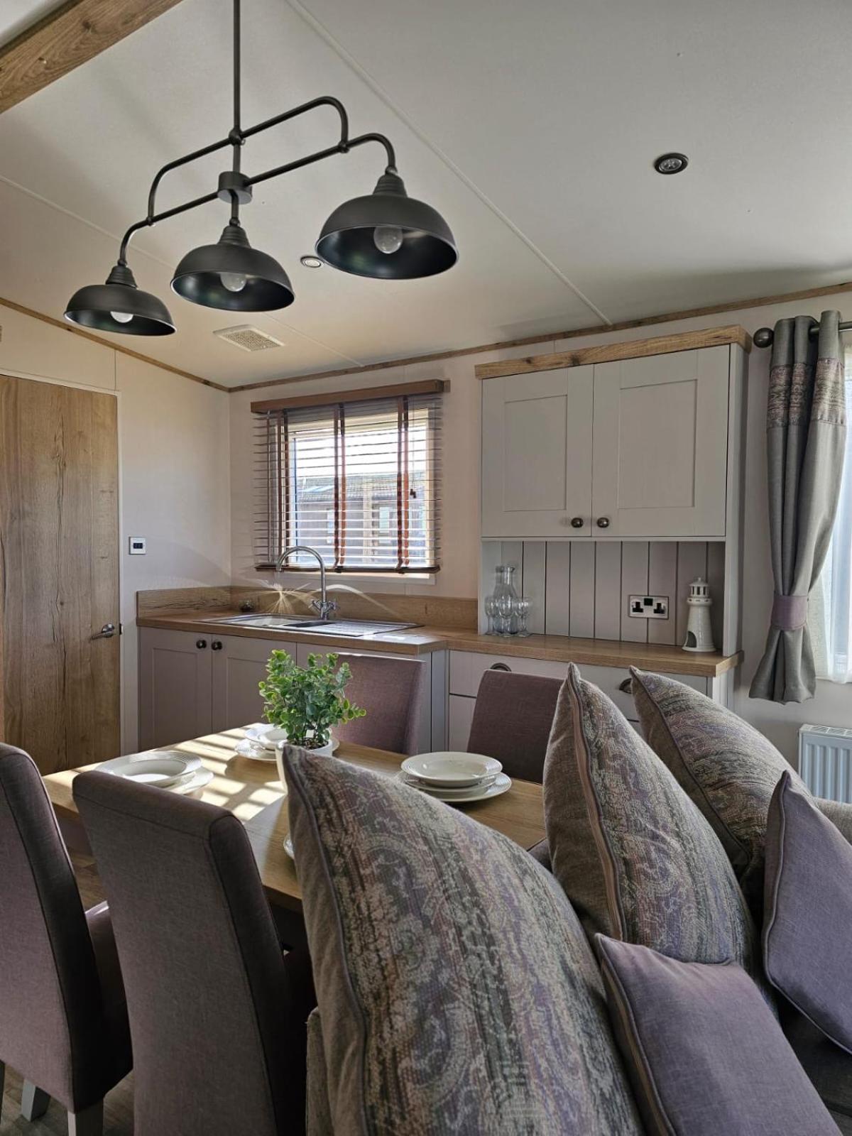 Premium 2 Bedroom Caravan With Free Wifi Hunstanton Exterior photo