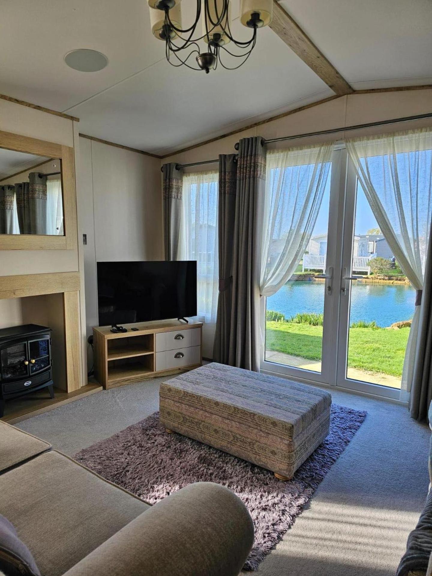 Premium 2 Bedroom Caravan With Free Wifi Hunstanton Exterior photo