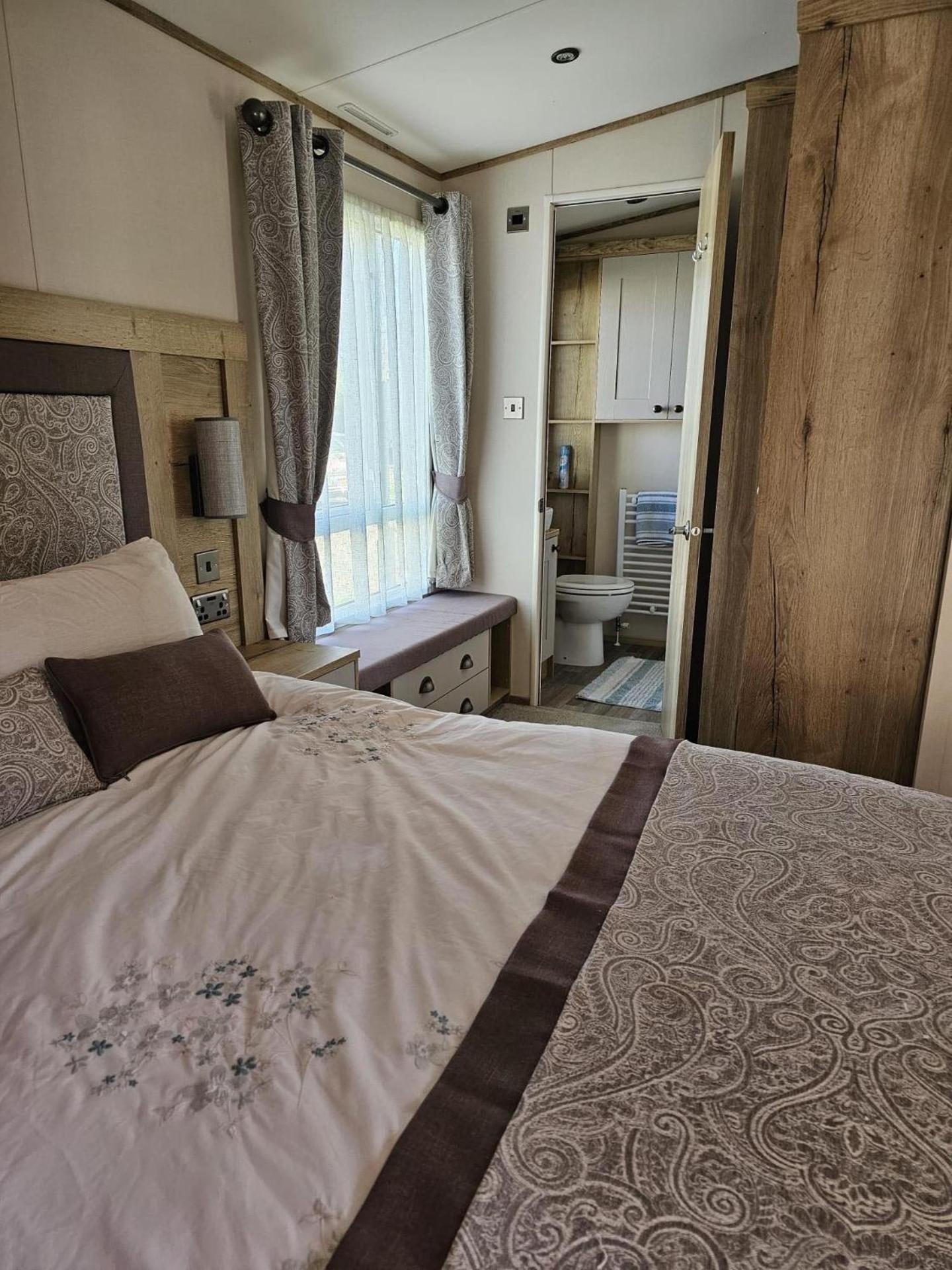 Premium 2 Bedroom Caravan With Free Wifi Hunstanton Exterior photo